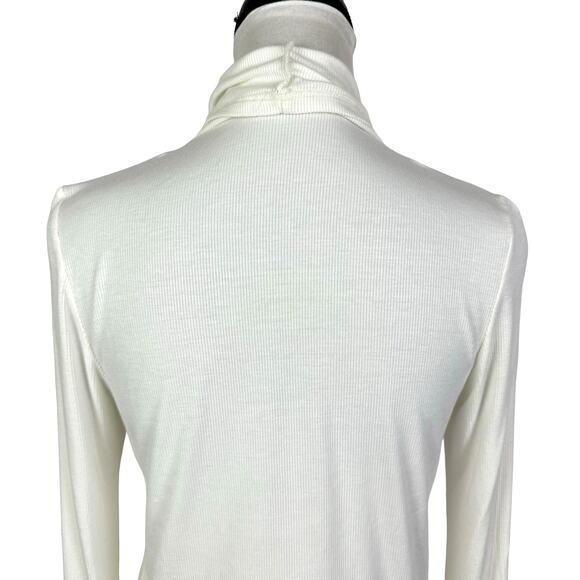 Lola & Sophie Ivory White Ribbed Turtleneck Long Sleeve Back Slit Layered Tee - Picture 4 of 9